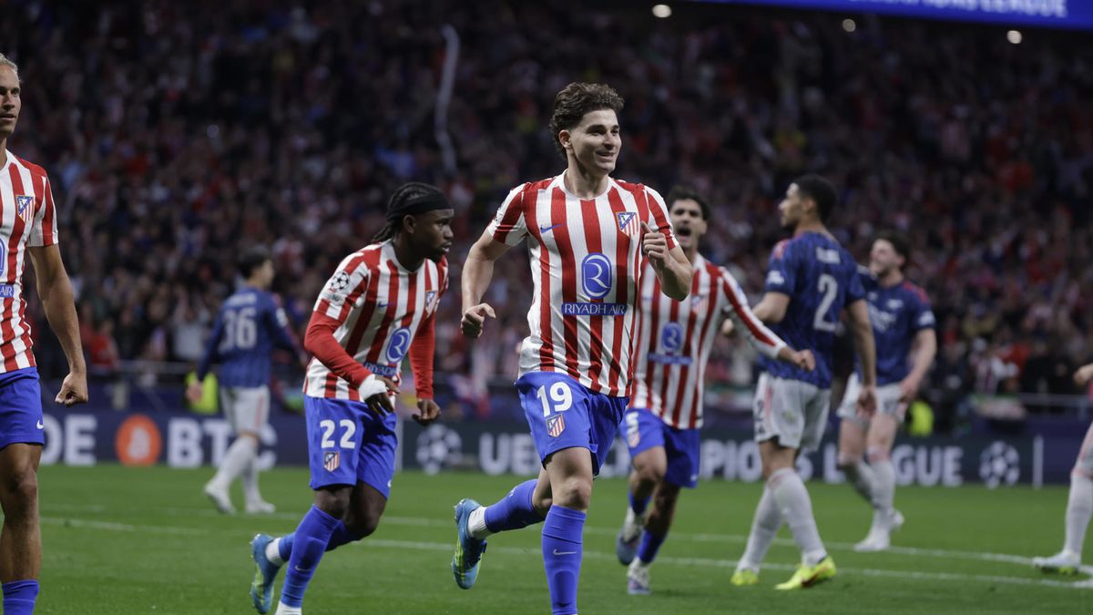 Atlético de Madrid niega cualquier oferta del FC Barcelona por Julián Álvarez Atlético de Madrid niega cualquier oferta del FC Barcelona por Julián Álvarez