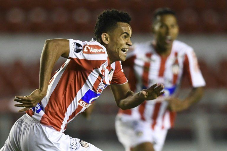 Junior-Santa Fe y Fluminense-Paranaense, semifinales de la Copa Sudamericana