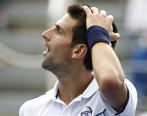 US Open: Djokovic y Serena van a cuartos de final