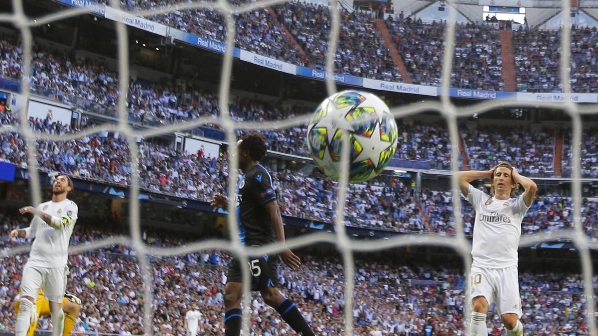 Real Madrid rescata empate 2-2 en casa ante Brujas