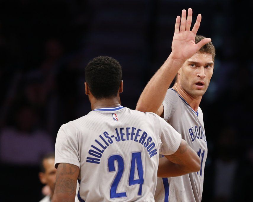 Nets vencen a Suns e hilan 4ta victoria en casa