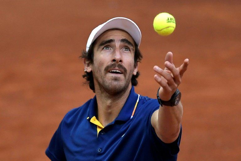 El uruguayo Cuevas pasa sin problemas a segunda ronda en Roland Garros