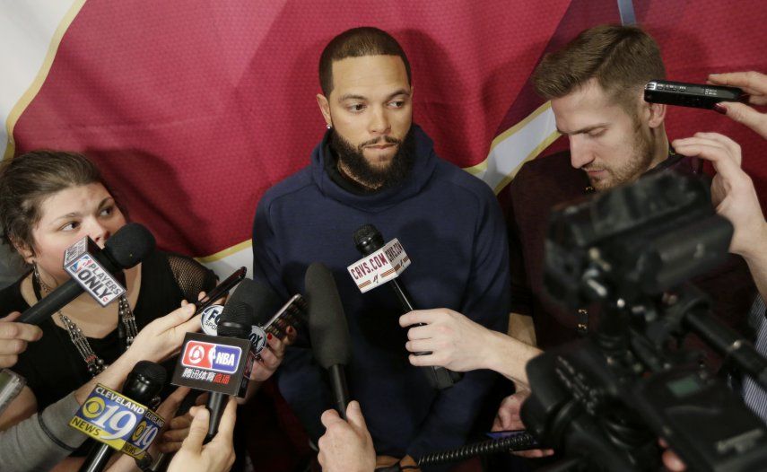 Deron Williams firma con los campeones Cavs