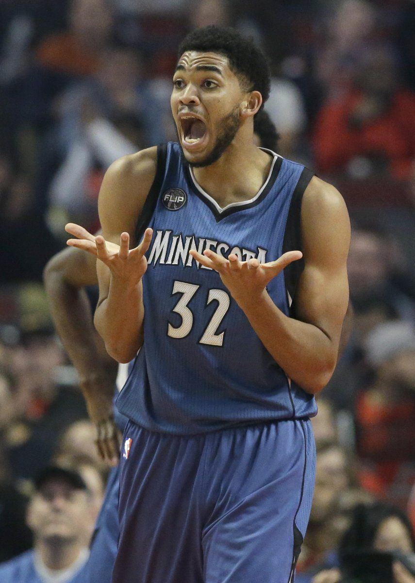 Wiggins y Towns brillan en triunfo de Twolves en Chicago