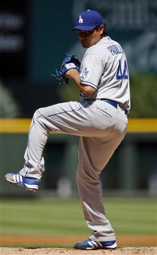 MLB: Dodgers 3, Rockies 2; buen debut de Padilla con LA
