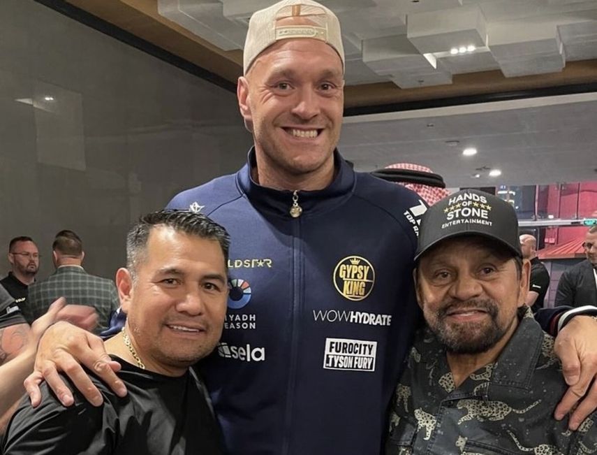 Roberto Durán compartió con Tyson Fury previo a choque indiscutible