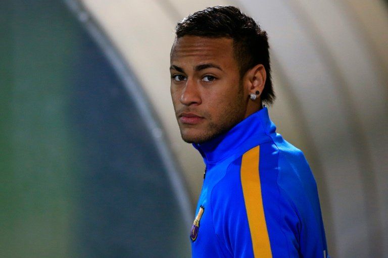 Neymar, investigado en España por presunta estafa al fichar por el Barça