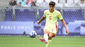Pau Cubarsí reemplaza a Pau Torres en la selección de España