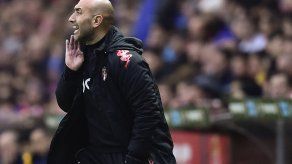 Abelardo Fernández se prepara para debutar contra Barcelona