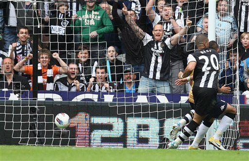 Newcastle supera 2-1 al Fulham