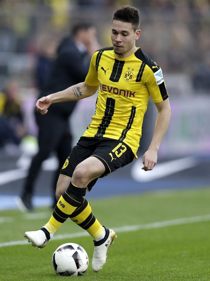 Guerreiro, del Dortmund, fuera de 3 a 4 meses por lesión