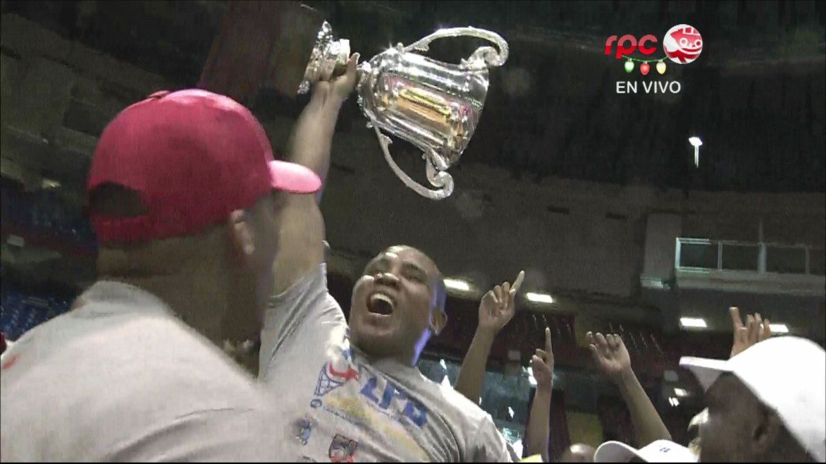 Correcaminos de Colón campeones de la LPB