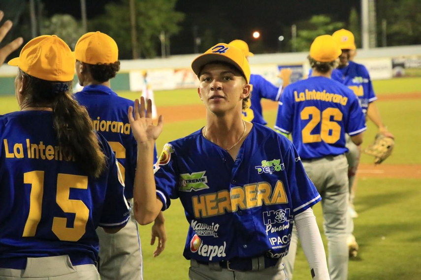Béisbol Juvenil 2025: Resultados del lunes 10 de febrero
