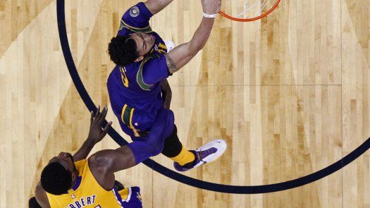 Un renacido Bryant brilla en triunfo de Lakers ante Pelicans