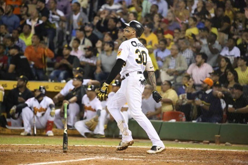Johan Camargo nuevamente con cuadrangular en Águilas Cibaeñas