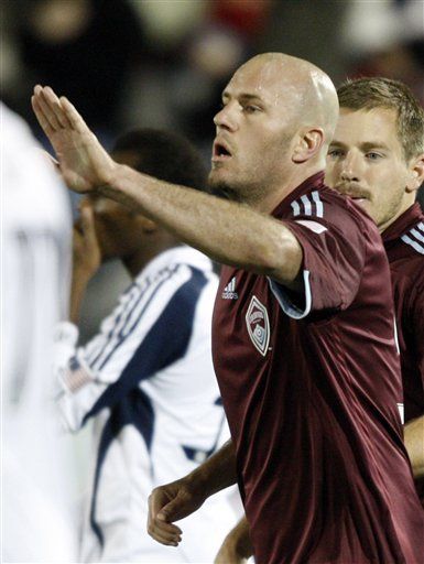 Chivas USA vence 2-0 a DC United, Sounders sorprende al Crew