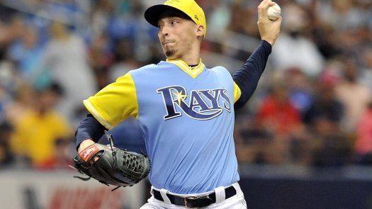 Snell domina a Boston en octava victoria seguida de Rays
