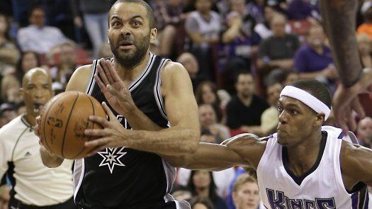 Tony Parker anota 25, Spurs mantienen su dominio sobre Kings