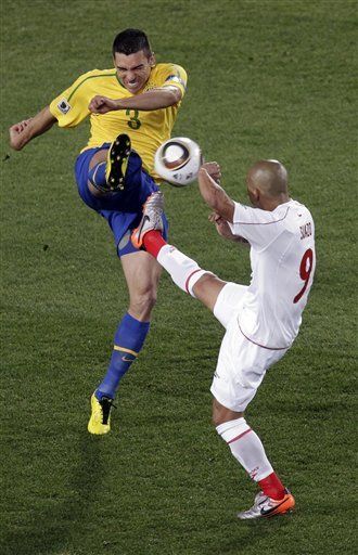 Mundial: Brasil y Chile empatados 0-0