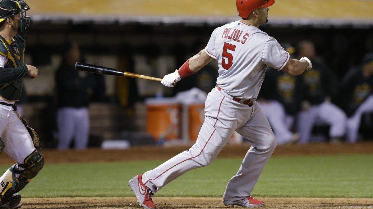 Pujols remolca 5 en remontada de Angelinos ante Atléticos