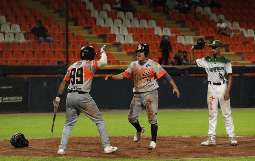 Los Santos ganó 3-1 a Panamá Oeste en el inicio del Béisbol Mayor 2022.
