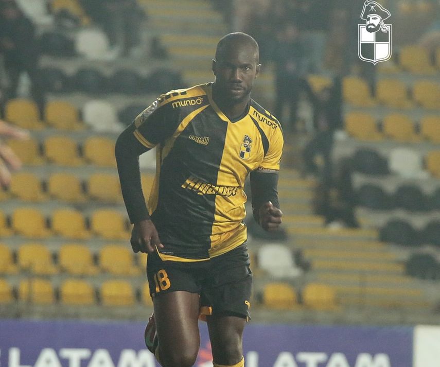 Cecilio Waterman anotó en gran triunfo de Coquimbo Unido en Chile