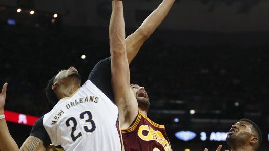 Los Pelicans sobreviven a ofensiva de James, ganan a Cavs
