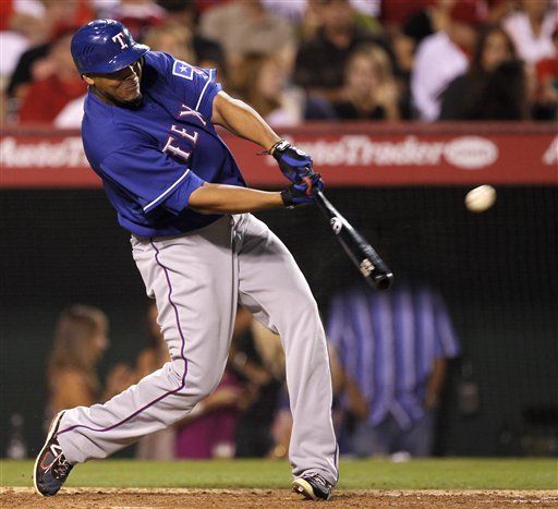 MLB: Rangers 8, Angelinos 4; Cruz y Napoli dan victoria a Rangers