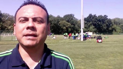 Bolillo ensaya la titular y  jugaría con Cooper y Davis como laterales
