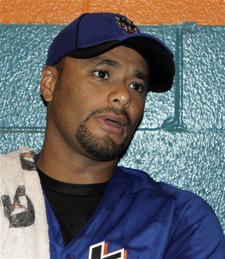 El as venezolano Santana mantiene optimista tras nueva práctica