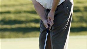 Campbell alcanza la punta compartida en Las Vegas