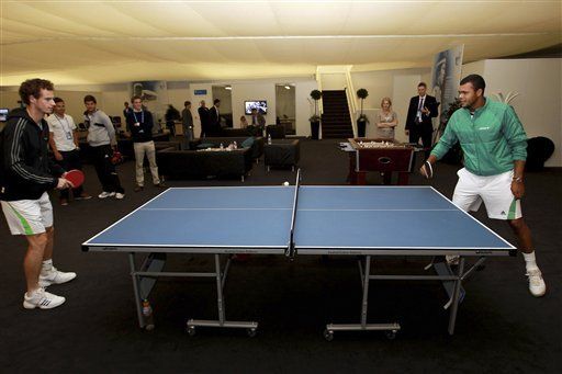 Murray vence a Tsonga y se consagra en Queens