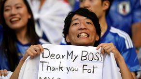 Qatar 2022: Fanático japonés agradeció a su jefe por sus vacaciones en el mundial
