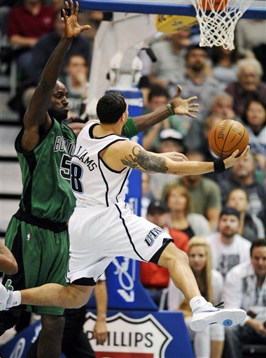 El Jazz vence a Celtics con gran actuación de Okur y Williams