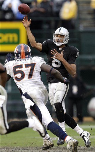 NFL: Raiders 39, Broncos 23; Oakland arruina debut de Tebow