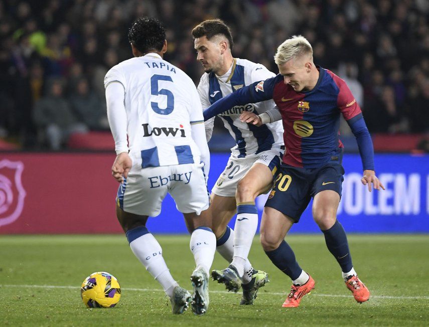 Justica española rechaza demanda del FC Barcelona por tema Dani Olmo