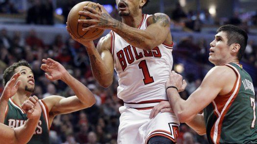 Rose anota 23 y Bulls se colocan arriba de Bucks