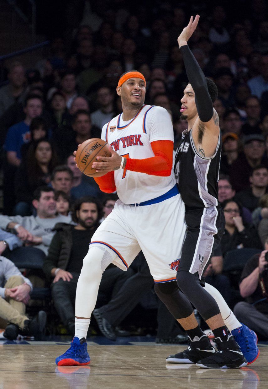 Knicks sorprenden a Spurs tras semana para el olvido