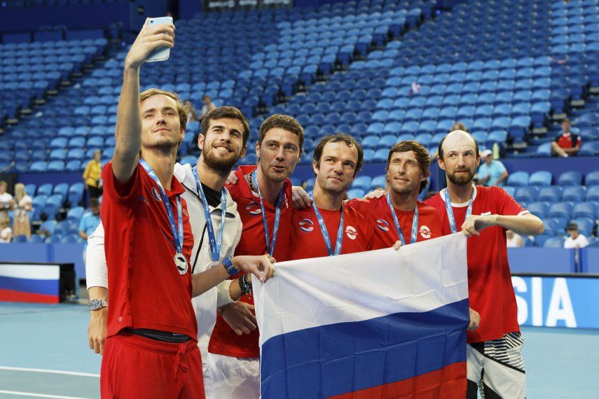 Rusia y Gran Bretaña pasan a cuartos de final en la Copa ATP