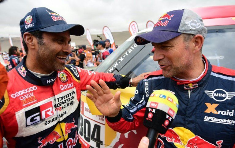 Al-Attiyah sigue al frente del Dakar, Quintanilla pierde liderato en motos