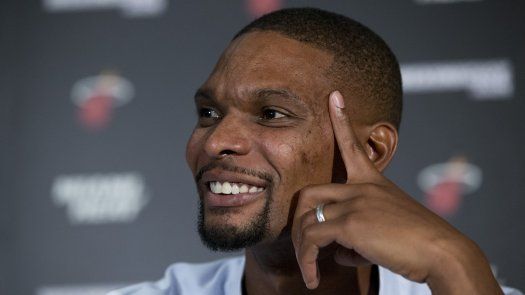 Bosh vuelve a banquillo del Heat