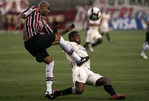 Libertadores: Universitario y Sao Paulo empatan 0-0