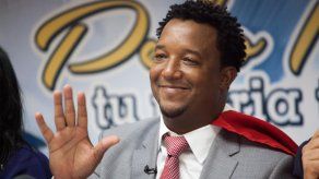 Dominicana recibe a Pedro Martínez con festejos