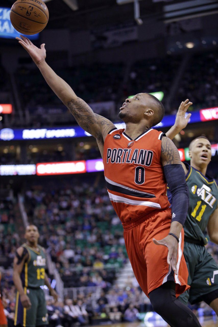 Blazers se recuperan de déficit y superan al Jazz