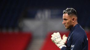 Exdirigente dice que Keylor Navas planteó perder juegos para despedir a DT Pinto