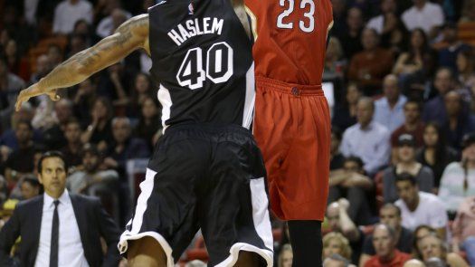 Pelicans, vencen al Heat pero pierden a Davis y Anderson