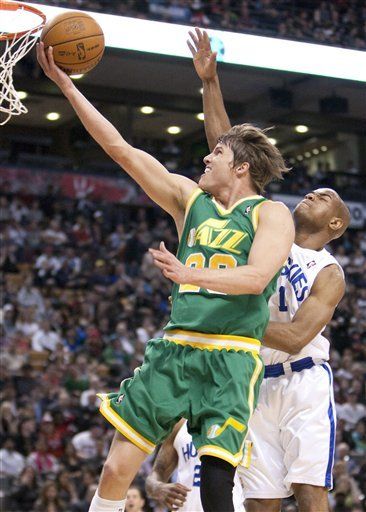 NBA: Jazz 113, Raptors 87; Williams anota 18 puntos