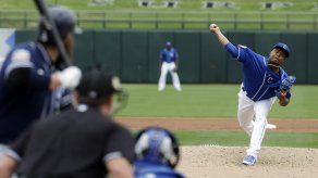 Vólquez se pone a punto para el día inaugural con los Reales