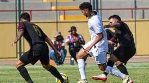 Selección de Perú superó a Bolivia en partido amistoso