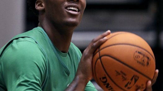 NBA: Celtics contratan a Robert Williams, escogido en draft